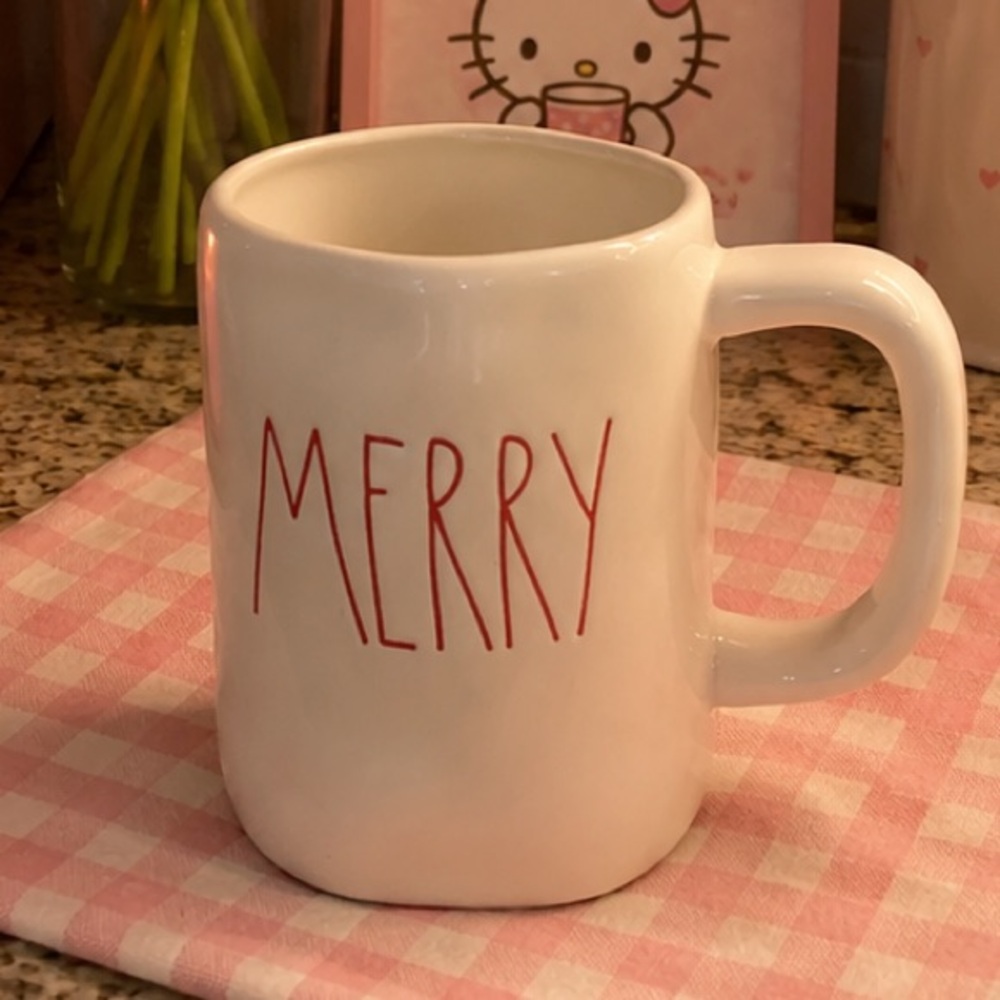 Rae Dunn “Merry”